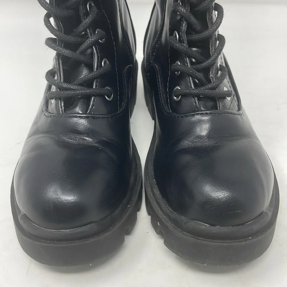 Steve Madden Girl’s Black Moto Lace-Up Boots Size 1 Excellent Condition
